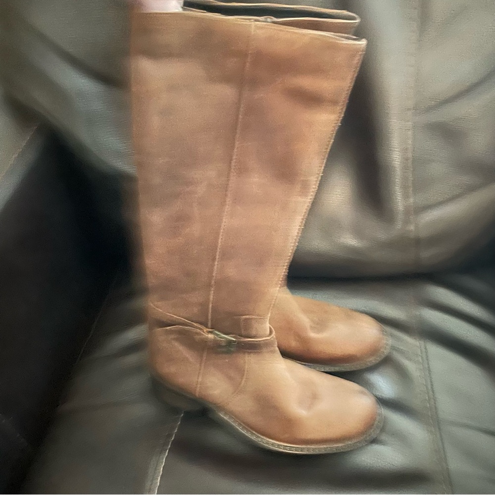 Sundance Brown Leather Boots - Picture 5 of 9